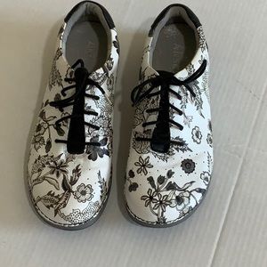 Algeria Oxford Flower Print sz.10